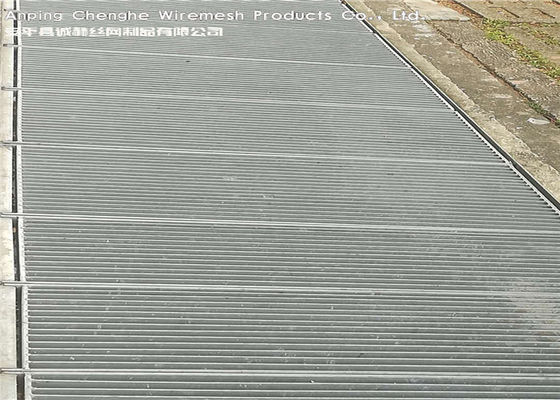 Chequer Plate / Frame Hot Dipped Galvanized Steel Grating For Flooring
