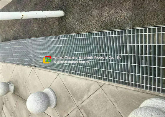 Galvanized Pedestrian Grating Trench Grate , Drain  Cover for Drainage System