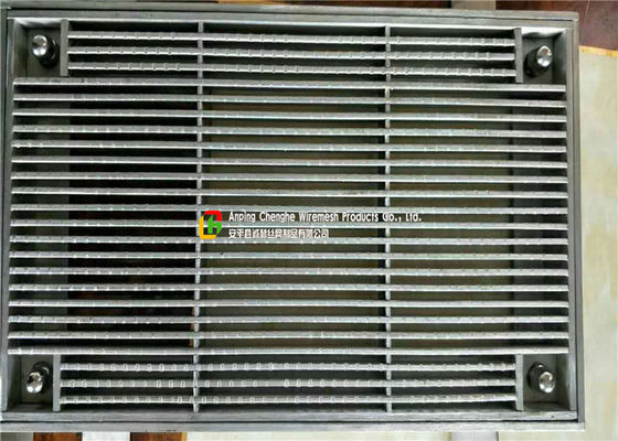 Construction Anti Theft Heavy Duty Steel Grating , Steel Stair Treads Grating