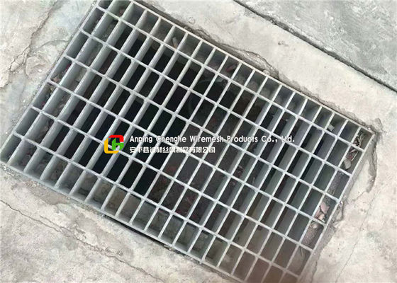Parking Lots Steel Grate Drain Cover High Strength Hot Dip Galvanizing
