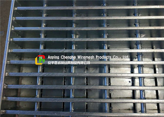 LTA / HDB Vehicular Heavy Duty Steel Grating For 70 X 6 Bearing Bar Size