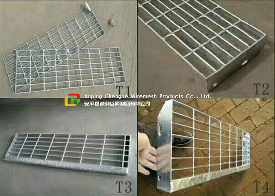 Removable Galvanized Steel Stairs , Non Slip Stainless Steel Stair Treads 